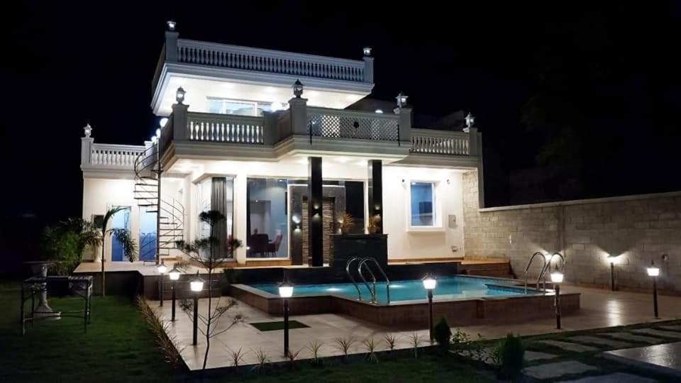 Greystone Villa: Luxurious Retreat with Pool and Entertainment Amritsar Exterior photo