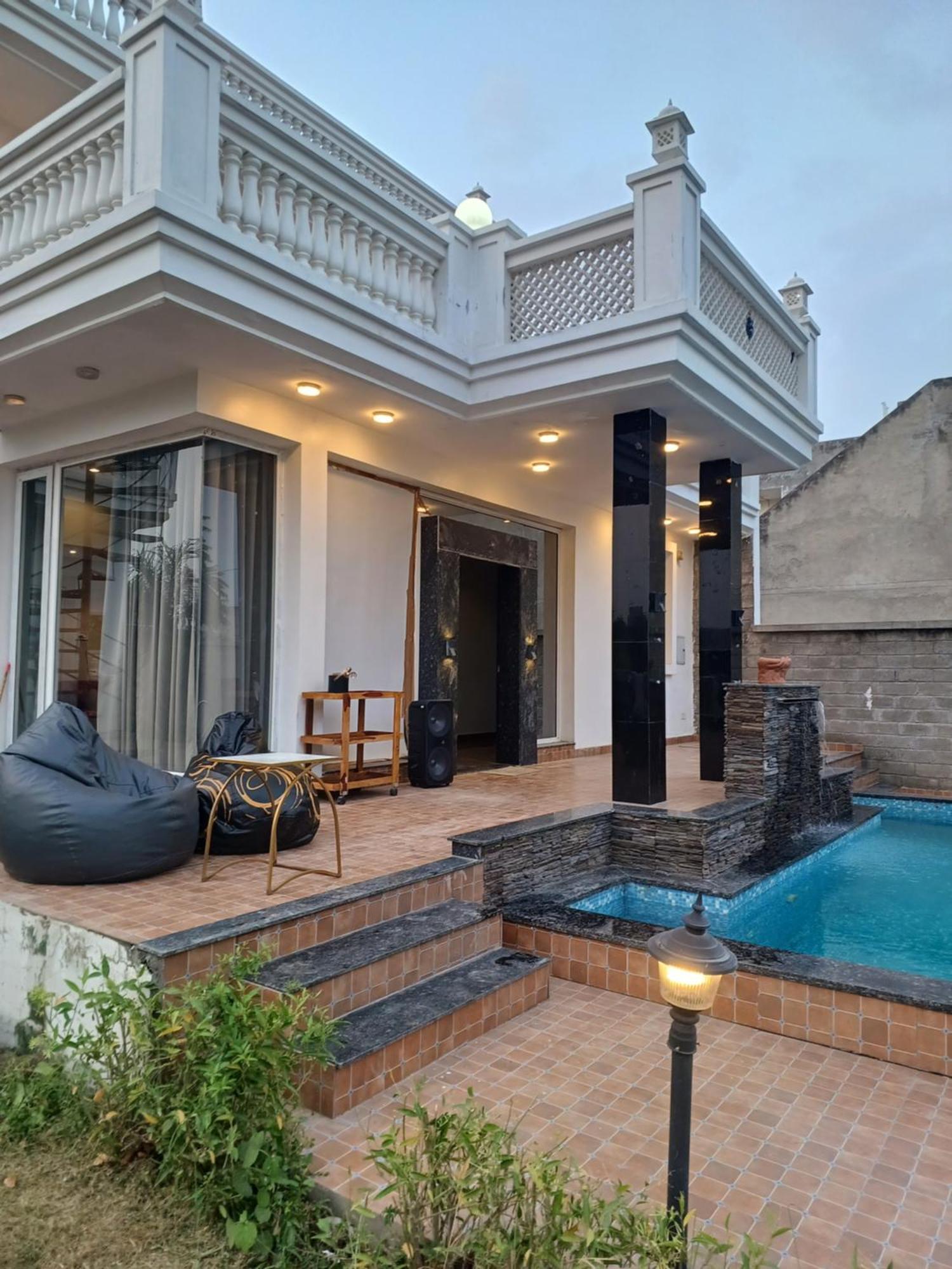 Greystone Villa: Luxurious Retreat with Pool and Entertainment Amritsar Exterior photo